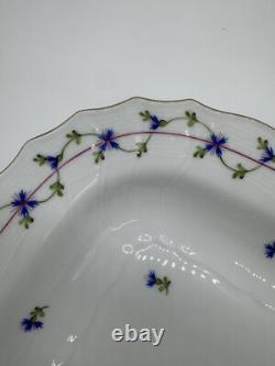 Herend Hvngary BLUE GARLAND (PBG) 1181 Large Square Serving Bowl. Excellent
