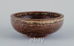 Kresten Bloch for Royal Copenhagen, bowl in stoneware with sung glaze. 1957