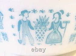 Large 4 Qt Vintage 1950's Pyrex Amish Butterprint Aqua Mixing Serving Bowl