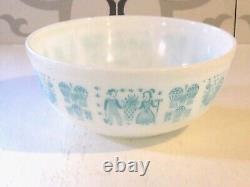 Large 4 Qt Vintage 1950's Pyrex Amish Butterprint Aqua Mixing Serving Bowl