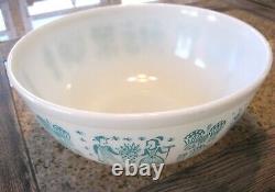Large 4 Qt Vintage 1950's Pyrex Amish Butterprint Aqua Mixing Serving Bowl