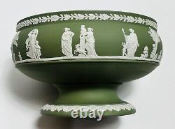 Large Wedgwood Jasperware Sage Neoclassical Centerpiece Pedestal Bowl 8 Dia