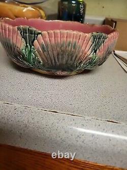 Late 19th Century Antique Etruscan Seaweed & Shell Pattern Majolica Bowl Hand