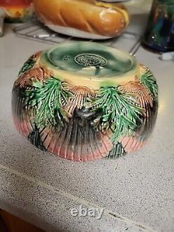 Late 19th Century Antique Etruscan Seaweed & Shell Pattern Majolica Bowl Hand