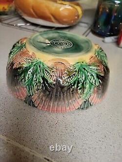 Late 19th Century Antique Etruscan Seaweed & Shell Pattern Majolica Bowl Hand