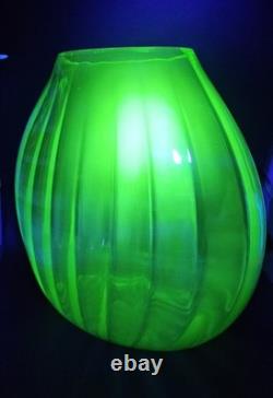 Massive Uranium Glass Fish Bowl 12 Glows Beautiful Rare Piece WON'T LAST