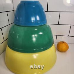 Mint Sunshine Stamps Pyrex Primary Colors Nesting Bowls, Need Red 402, Wanted