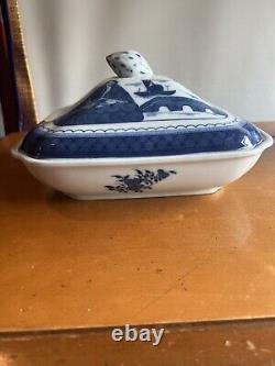 Mottahedeh Square Covered Vegetable Bowl & Cover Vista Alegre, Blue Canton