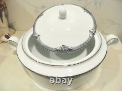 NEW Noritake SQUIREWOOD Round Covered Vegetable Bowl (casserole) NEW IN BOX