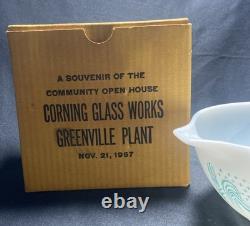 NEW in BOX 1957 Pyrex Butterprint Turquoise 7 Cinderella 441 Mixing Bowl