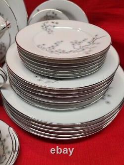 NORITAKE Pineville 5854 Vintage China 34 Pieces Dinnerware Set