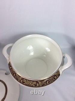 Nice Royal Doulton Tennyson Soup Tureeen With Lid