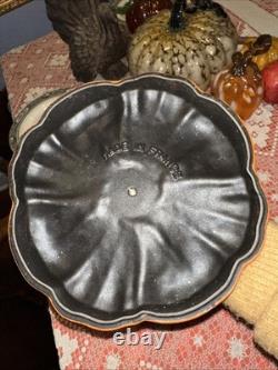 Orange Staub Pumpkin Pot Lid Gold Handle High Heat Oven Proof