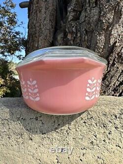 PYREX PINK STEMS Gorgeous RARE Dish HTF Vintage 043 Oval 1-1/2 Qt. Casserole