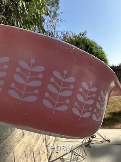 PYREX PINK STEMS Gorgeous RARE Dish HTF Vintage 043 Oval 1-1/2 Qt. Casserole