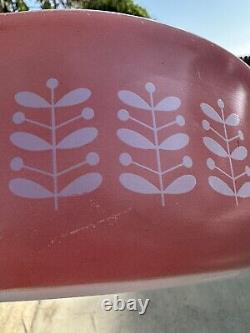 PYREX PINK STEMS Gorgeous RARE Dish HTF Vintage 043 Oval 1-1/2 Qt. Casserole