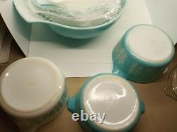PYREX TURQUOISE AMISH BUTTERPRINT CINDERELLA MIXING BOWLS and CASSEROLE Dishes