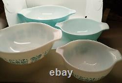 PYREX TURQUOISE AMISH BUTTERPRINT CINDERELLA MIXING BOWLS and CASSEROLE Dishes