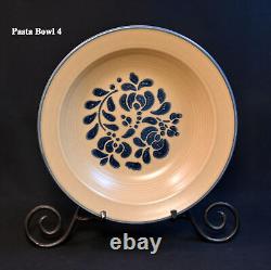 Pfaltzgraff Set of 4 Pasta Bowls 10 Folk Art Blue Tan Copyright USA No Crazing