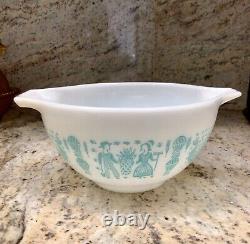 Pyrex Amish Turquoise Blue White Butter Print Nesting Mixing Bowls Set of 4