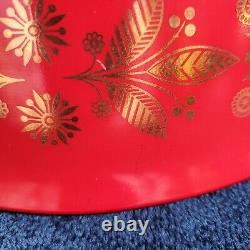 Pyrex Golden Poinsettias 1961 Casserole Dish & Lid #045 Christmas 2 1/2 Quarts