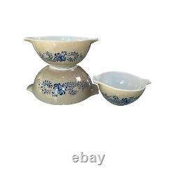 Pyrex Homestead Nesting Bowls Set Of Three Speckled Floral Made In USA Vintage