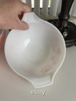 Pyrex Pink And White Gooseberry Cinderella Bowl Set 441-444. Beautiful