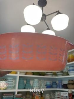 Pyrex Pink Stems 043 With lid