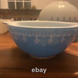 Pyrex blue garland snowflake cinderella bowls