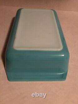RARE Pyrex 575 Space Saver With Large Snowflakes Turquoise & White