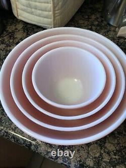 RARE Vintage Pyrex Pink Flamingo Nesting Mixing Bowls Set Lot of 4