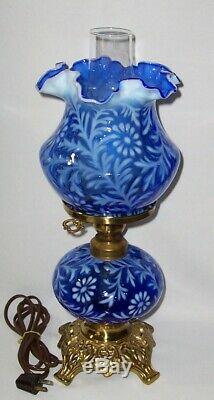 Rare! Fenton Glass Blue Daisy & Fern Lamp (L. G. Wright)