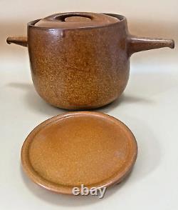 Raymor by Roseville 4 Qt Terra Cotta Handled Bean Pot with Lid and Trivet