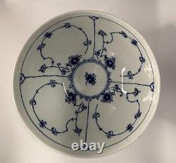 Royal Copenhagen Blue Fluted Lace #613 Salad Serving Bowl 9 1/2