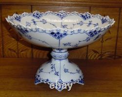 Royal Copenhagen Full Lace Porcelain 1022 Footed Salad Serving Bowl 10 7/8