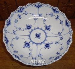 Royal Copenhagen Full Lace Porcelain 1022 Footed Salad Serving Bowl 10 7/8