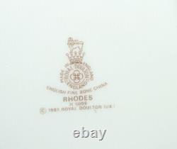 Royal Doulton Rhodes Tureen Covered Veggie Bowl 9 Diameter Bone China England