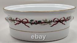 Royal Worcester Holly Ribbons 2.25QTCasserole No Lid