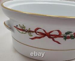 Royal Worcester Holly Ribbons 2.25QTCasserole No Lid