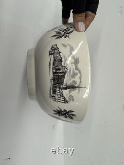 SMALL Wedgwood Queensware Philadelphia Bowl