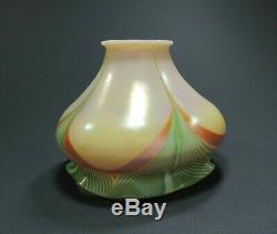 STEUBEN or QUEZAL Iridescent Pulled Feather Art Glass Shade ca. Early 1900's