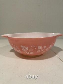 Set of 3 VINTAGE PYREX PINK GOOSEBERRY CINDERELLA Mixing Bowls #441 #443 #444