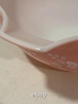 Set of 3 VINTAGE PYREX PINK GOOSEBERRY CINDERELLA Mixing Bowls #441 #443 #444