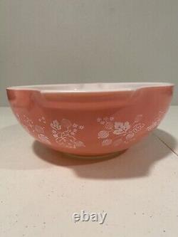 Set of 3 VINTAGE PYREX PINK GOOSEBERRY CINDERELLA Mixing Bowls #441 #443 #444