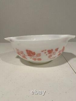 Set of 3 VINTAGE PYREX PINK GOOSEBERRY CINDERELLA Mixing Bowls #441 #443 #444