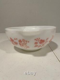 Set of 3 VINTAGE PYREX PINK GOOSEBERRY CINDERELLA Mixing Bowls #441 #443 #444