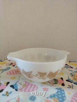 Set of 4-Pyrex Sandalwood Cinderella Bowls- Excellent Condition- Mixing/ Nesting