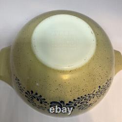 Set of 4 Vintage Pyrex Homestead Cinderella Nesting Mixing Bowls