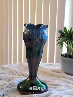 Signed Louis C. Tiffany Irridescent Scallop Vase