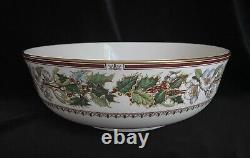 Spode Christmas Rose Centerpiece/ Lge Serving Bowl 9 1/2 inches diameter Y8560-S